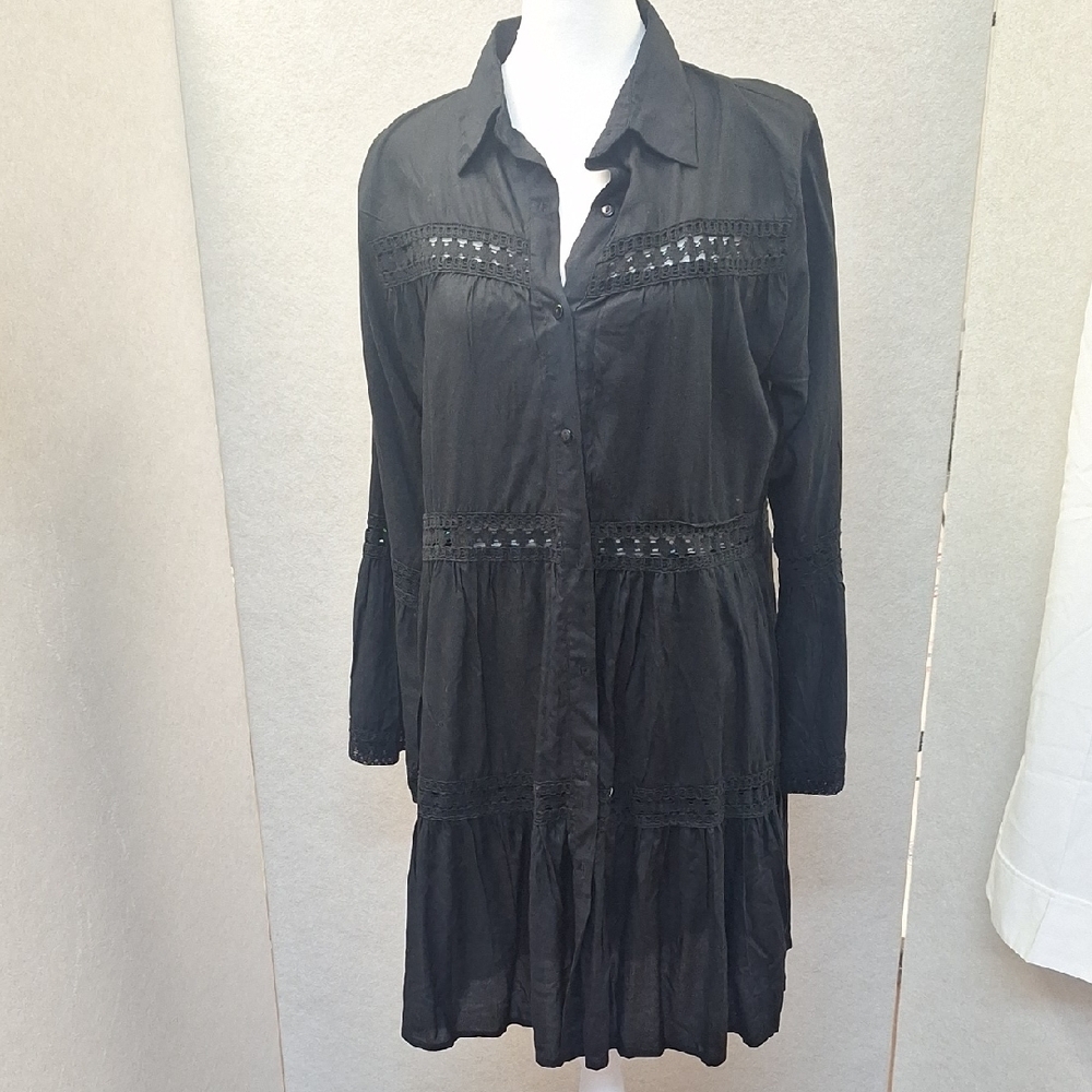 Raviya Black Dress with Lace Accents Coverup